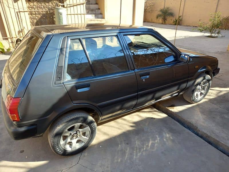 Toyota Starlet 1.3 xli petrol manual 6