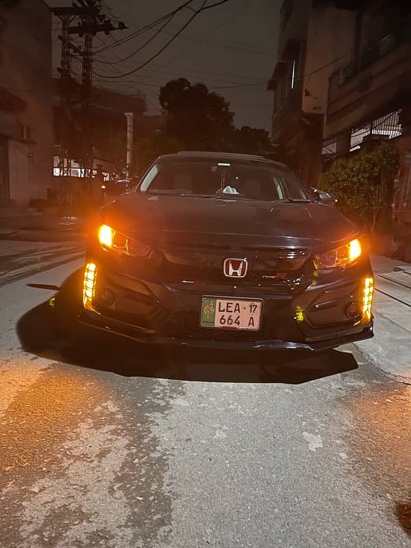 Honda Civic Oriel 2017 6