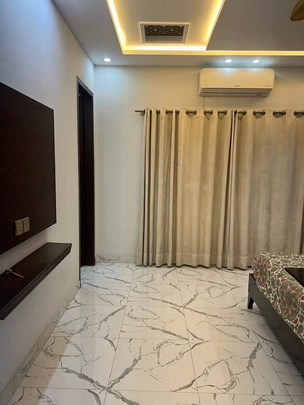 Ten Marla Furnished House in Bahria Town Lahore 4