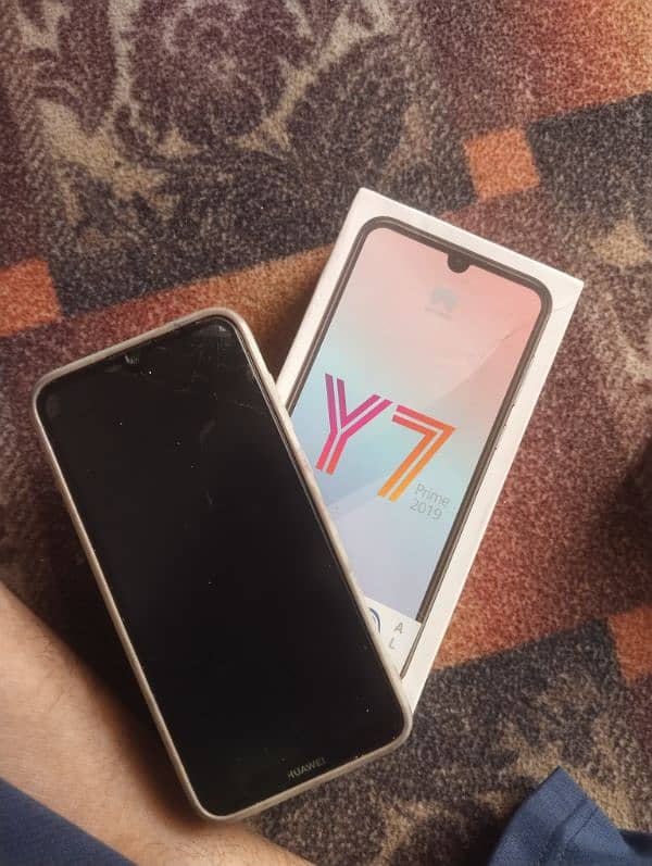 Huawei y 2019 prime. 3 gb ram and 32 gb rom 0