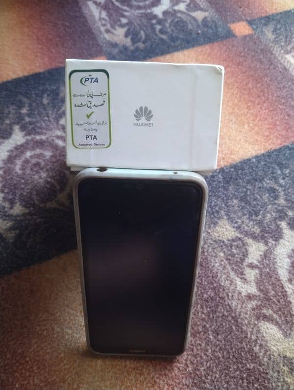 Huawei y 2019 prime. 3 gb ram and 32 gb rom 1