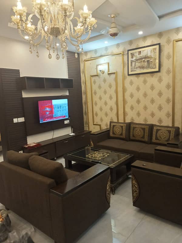 Ten Marla Furnished House in Bahria Town Lahore 4