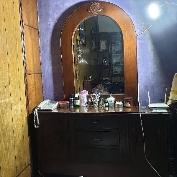 Dressing table 2