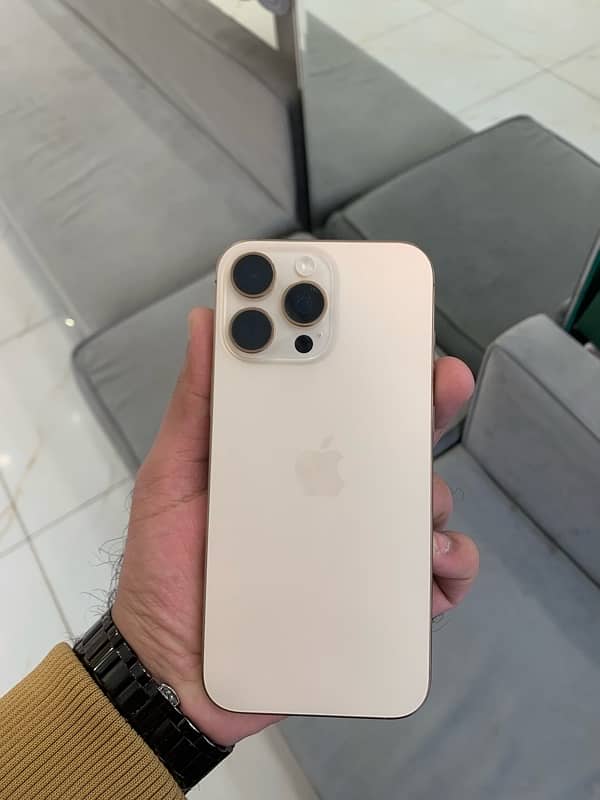 iphone 16 pro max desert titanium 256gb 0