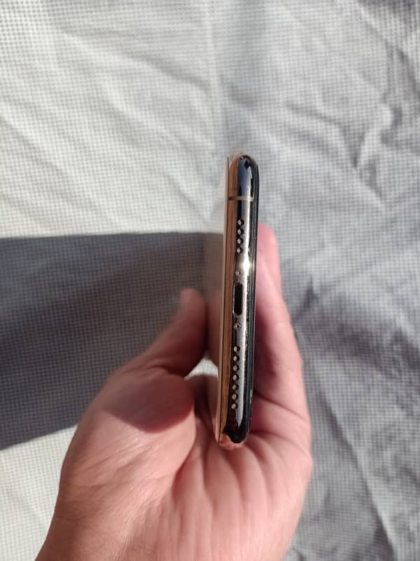 i phone xs max 256 non pta water pack 5