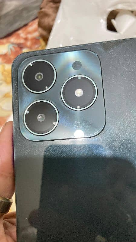 Realme C61 With Complete Box Pack 2