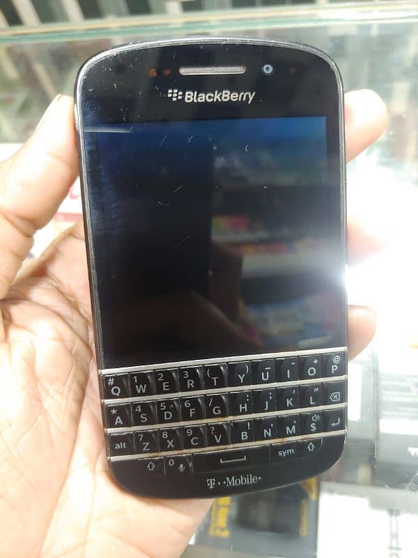 Blackberry Q10 ( Official Duty 1400 ) 2