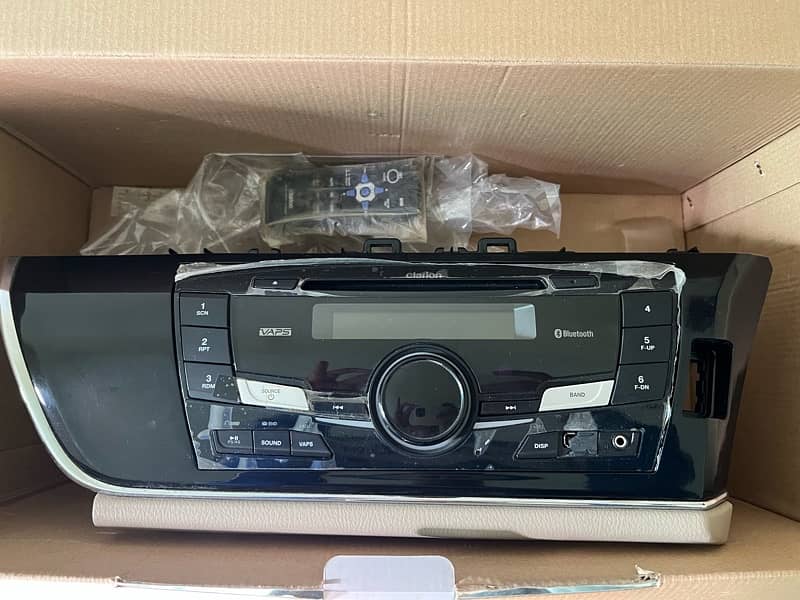 Toyota Corolla stereo/deck panel genuine 0