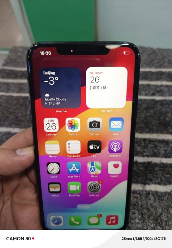 iphone 11 pro max 64GB Display message 1