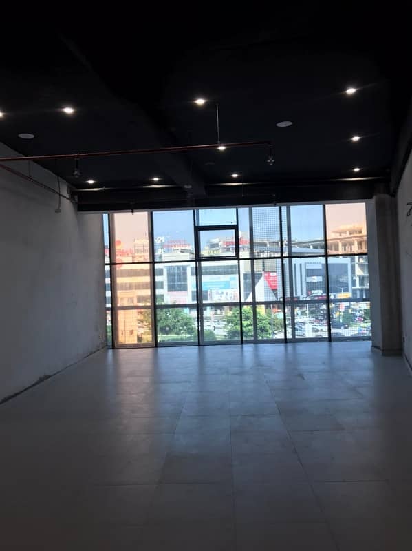 Brand New Office For Rent 4