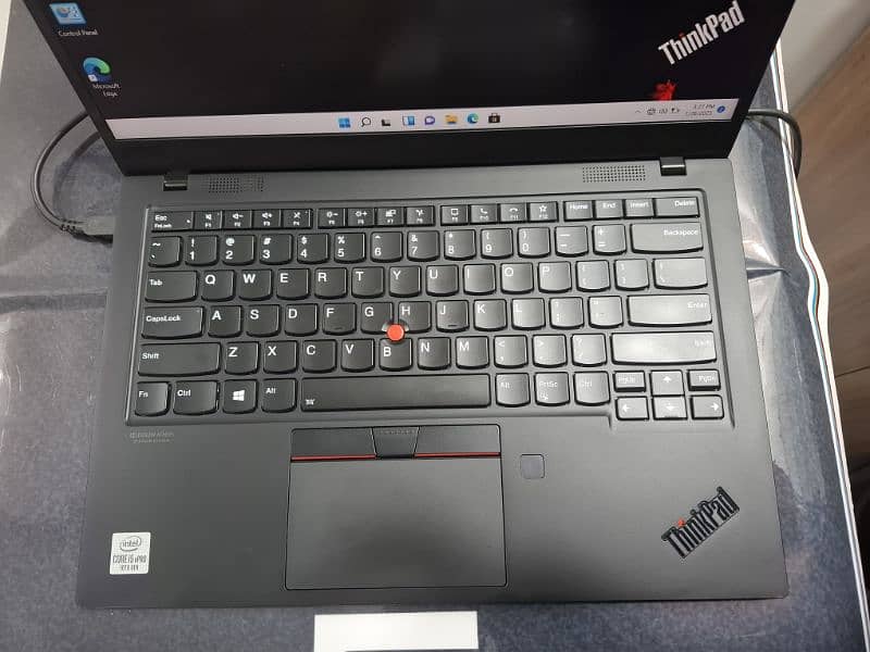 Lenovo X1 Carbon i5 10th Generation 4