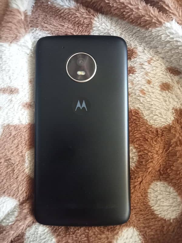 Moto E4-o-333/35-40/762 1