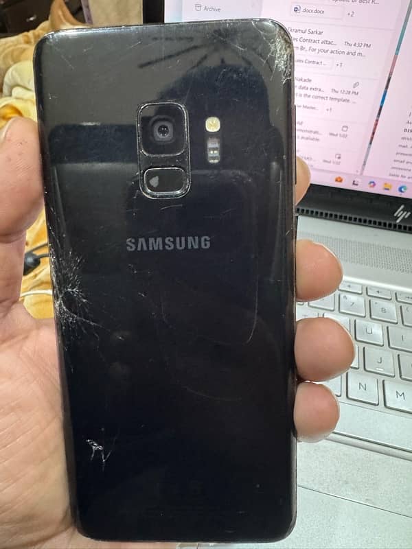 Samsung s9 4/64 official PTA 2