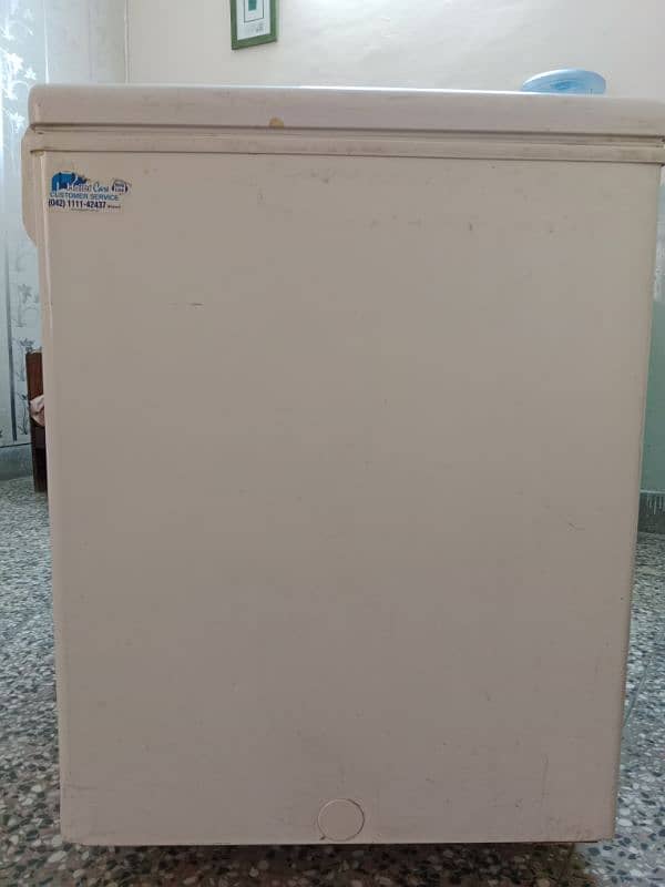 Haier 2 Door Deep Freezer 1