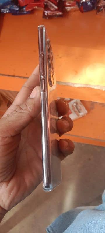 itel s 25 eltra 256gb 1