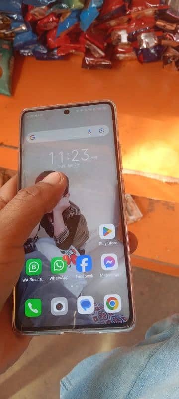 itel s 25 eltra 256gb 4