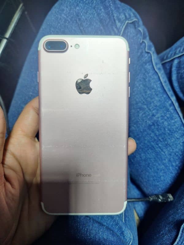 iphone 7 plus PTA proved Factory unlocked ha 128/ 4