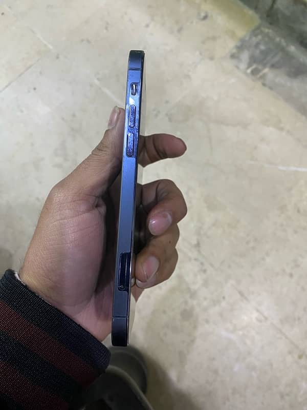 iphone 12 pro 256gb pta approved 3