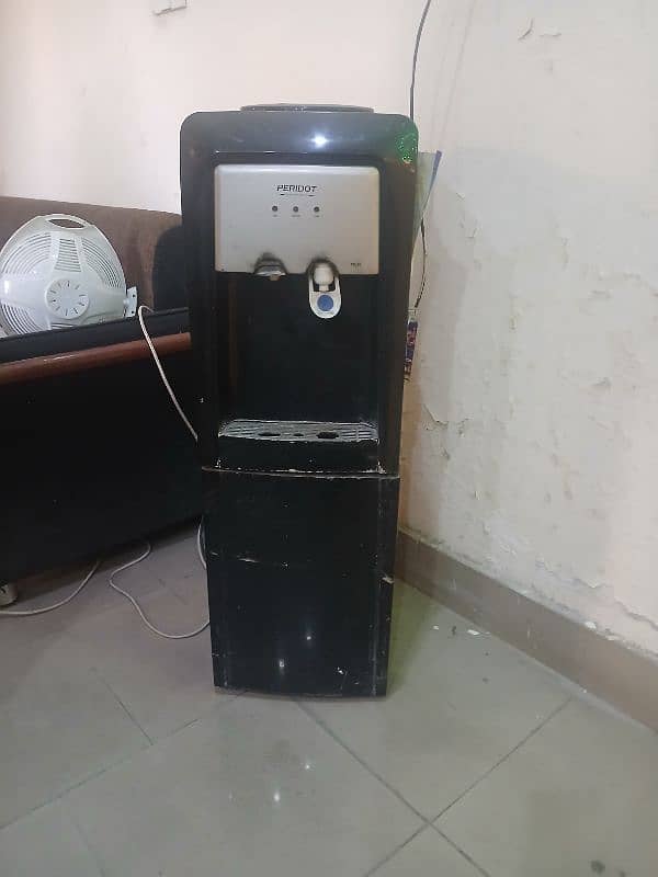 water Dispenser good condition 0