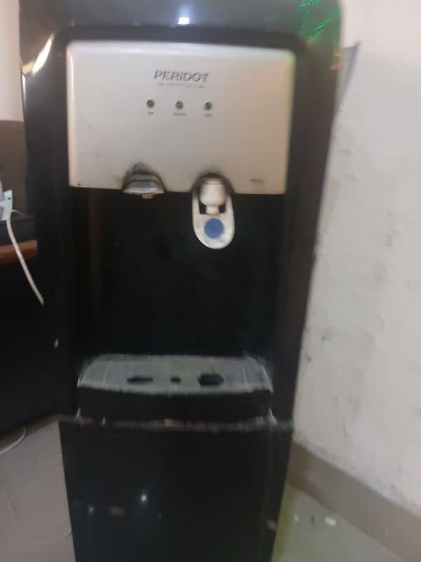 water Dispenser good condition 1