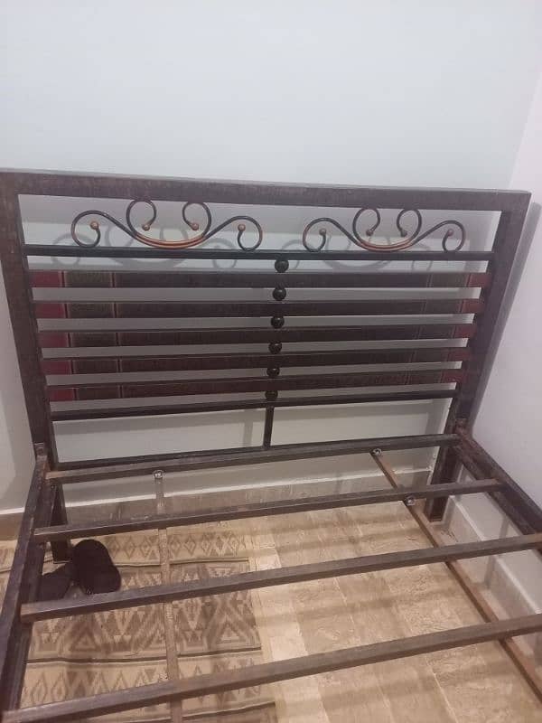 Iron bed 4/6 1