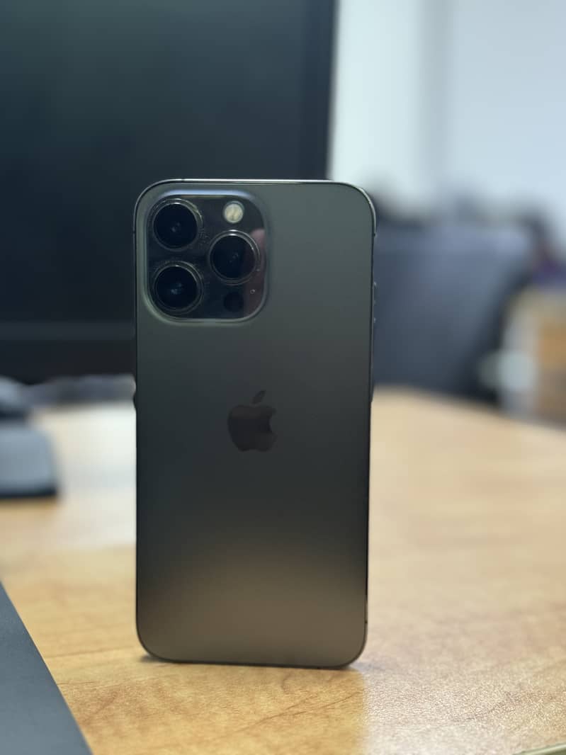 Apple iPhone 13 Pro 2