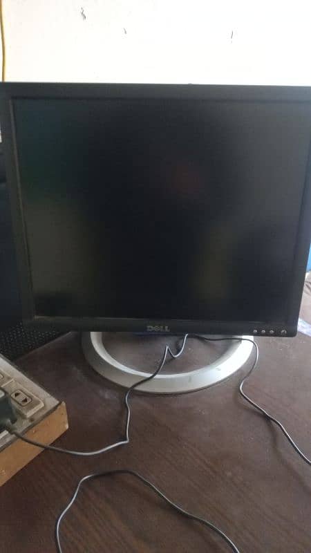 Dell Computer LED 17" 0