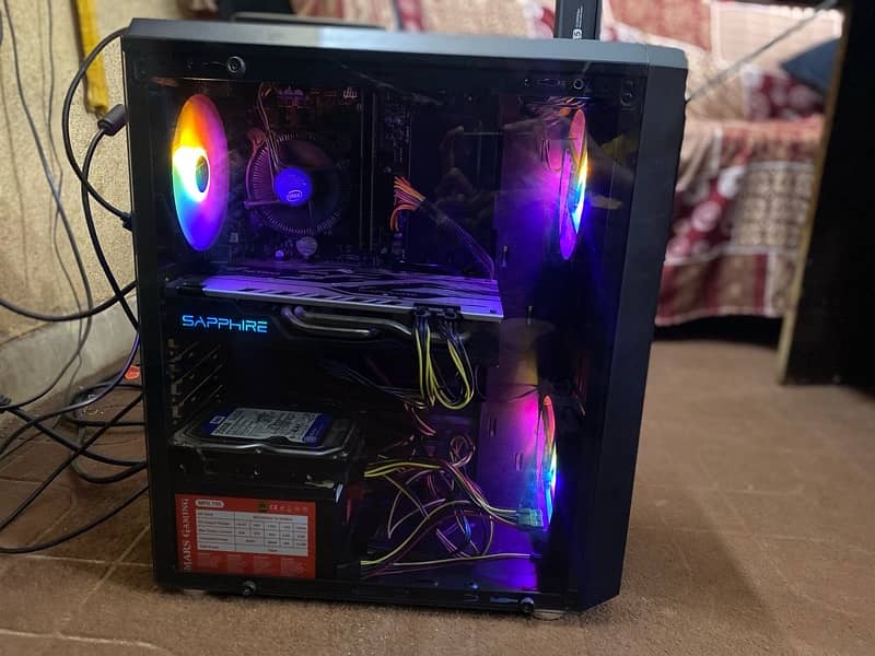 I am selling gaming pc 10by 10 conditions 1