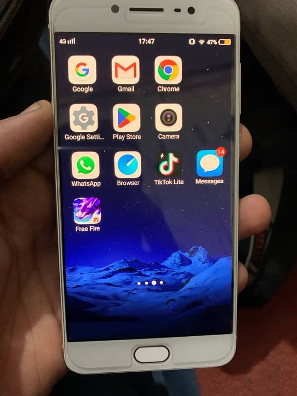 VIVO X7 10/10 condition Dual Sim PTA Approved 4/64 Gb 1