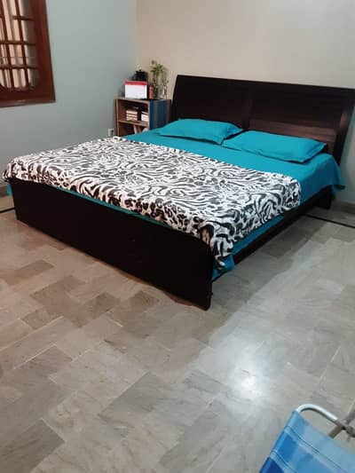 Bed set with mattress available in very good condition