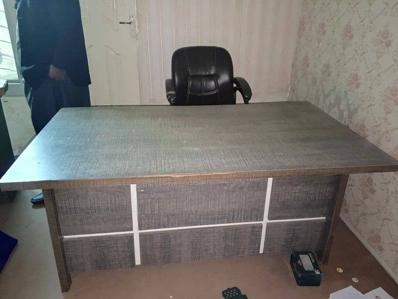 Executive office table and chair for sale 3