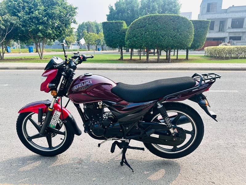 Suzuki GR150 red. perfect Condition 1