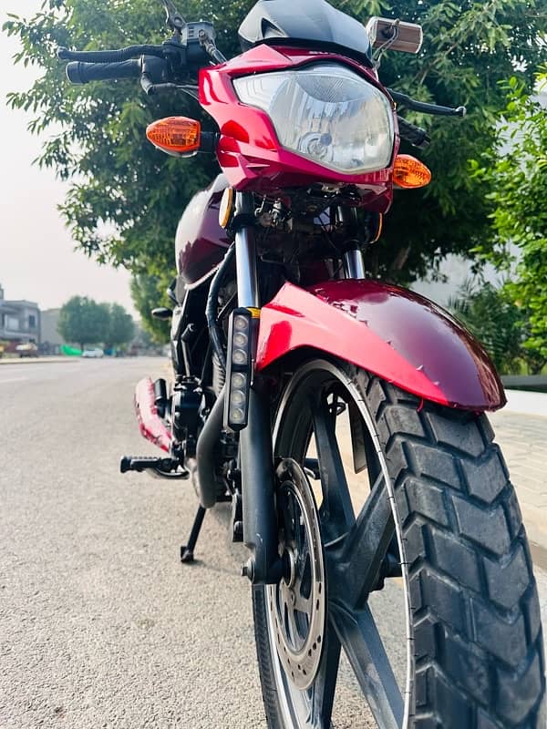 Suzuki GR150 red. perfect Condition 6