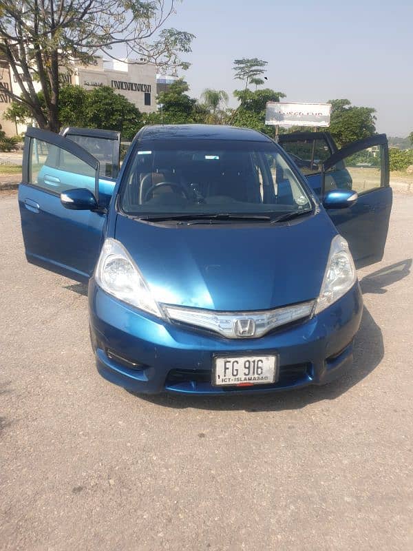 Honda Shuttle Fit 2012 17