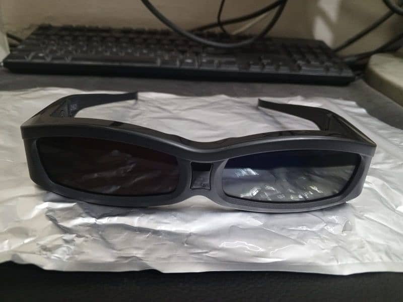 3D Glasses for Projectors and Led 3D shutter less Glasses Original 4