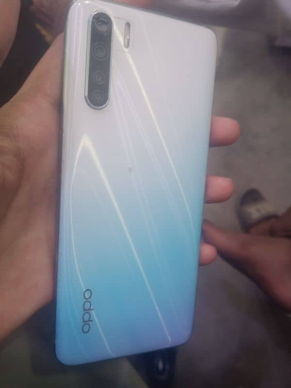 OPPO F15 0