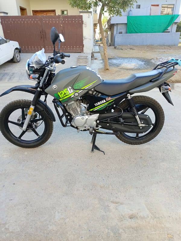 Ybr 125G 7