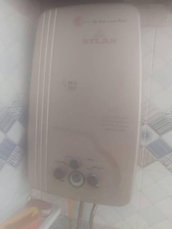 Atlas 8litter gas LPG geyser available 0