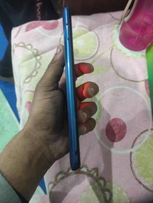 Infinix Hot 10 Play 4/64 4