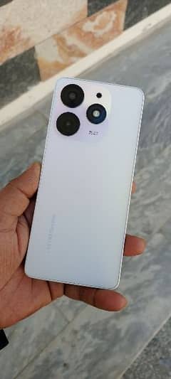 Tecno Spark 10 Pro 8/128