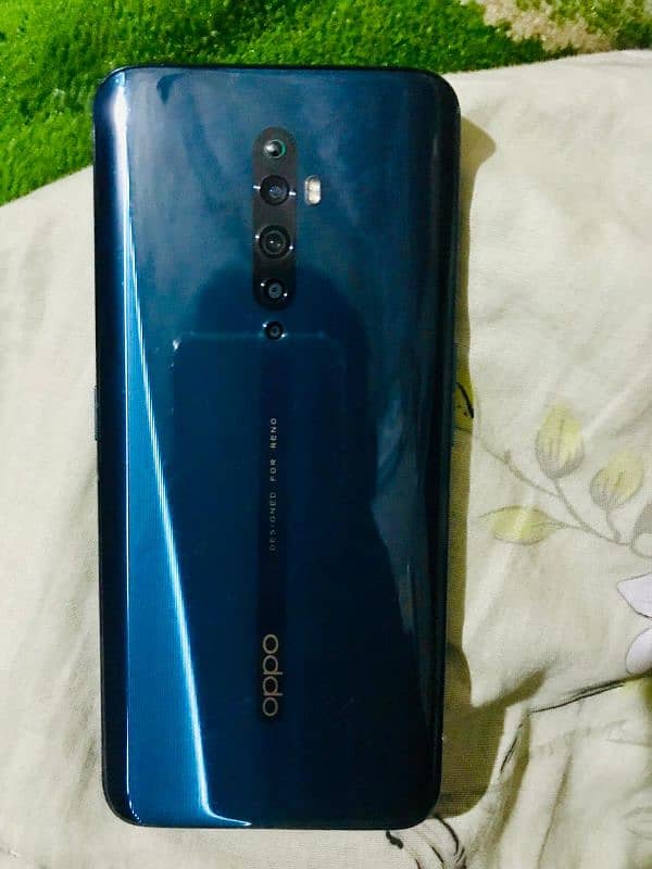 OPPO Reno 2f pop up camera 0