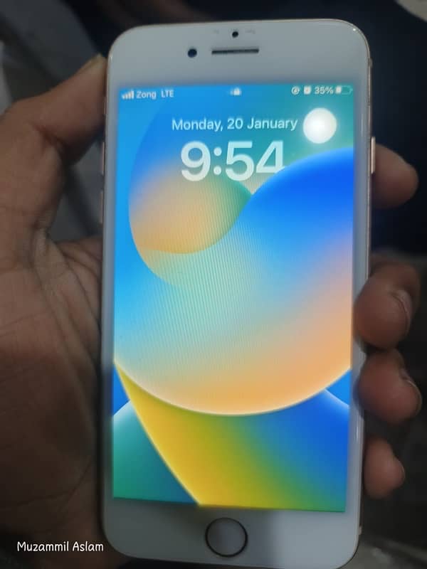 iphone 8 PTA (64GB) gold 10/9 1