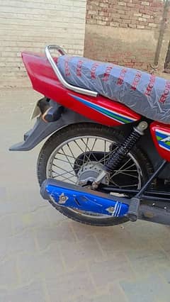 Honda Pridor 100cc in well good condition just take and drive