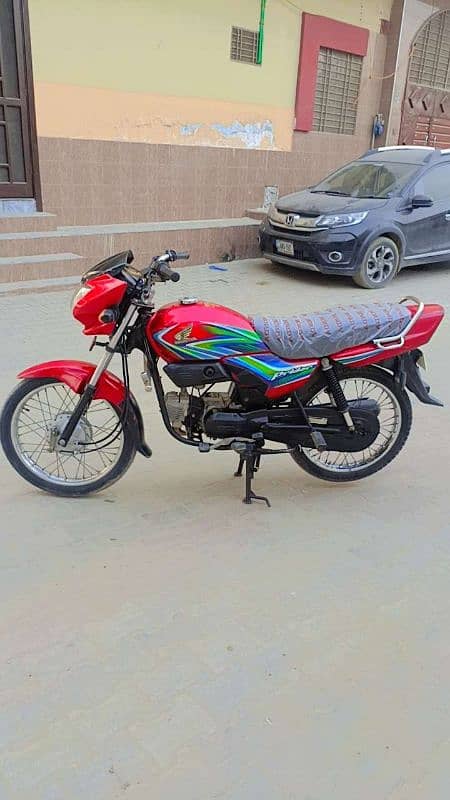 Honda Pridor 100cc in well good condition just take and drive 3