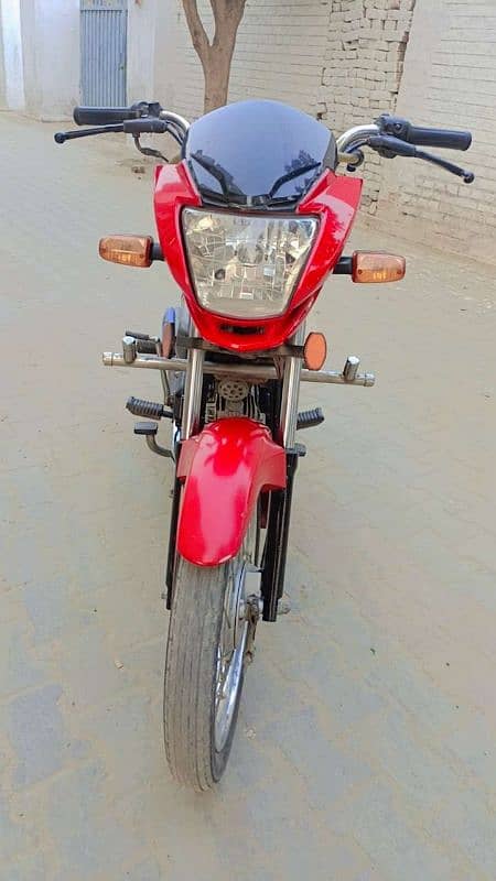 Honda Pridor 100cc in well good condition just take and drive 7