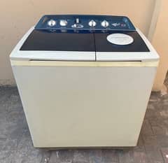 LG Washing Machine Semi Automatic in 9/10 condition