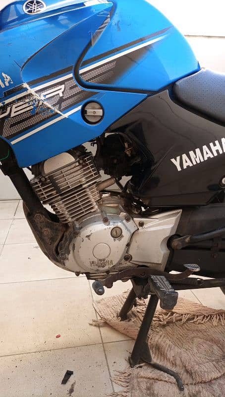 Yamaha ybr 125 6