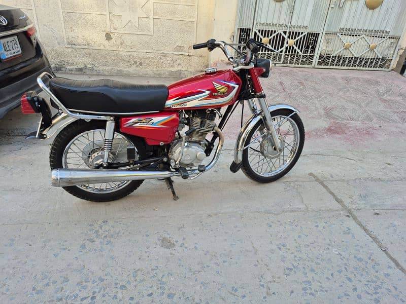 Honda 125 2016 ISB Num 1