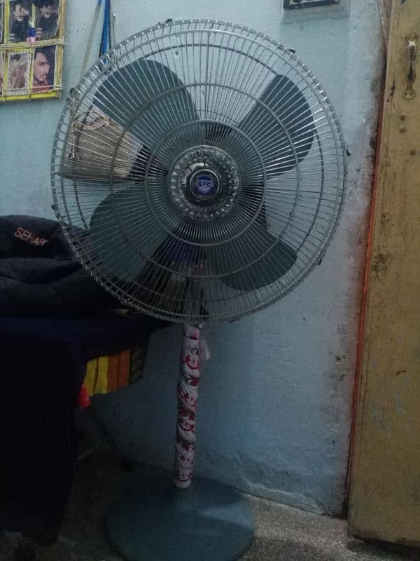 F g fan prais 9000.    cntct03062076965 1