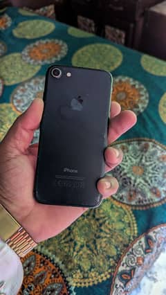 iphone 7 bahr se Aya h sim wala bypass krwaya h sim chale gi parmanent